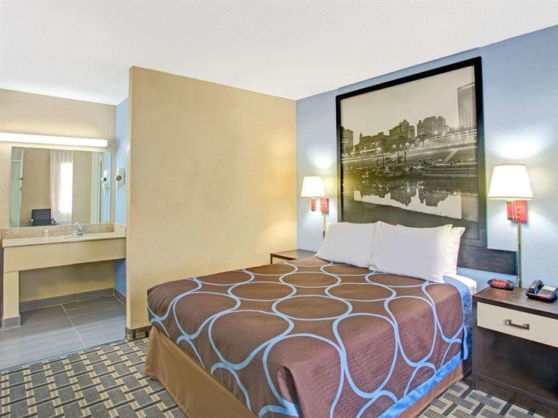 ซูเปอร์ 8 บาย วินด์แฮม เมมฟิส/ดาวน์ทาวน์/เกรซแลนด์ แอเรีย Hotel ภายนอก รูปภาพ