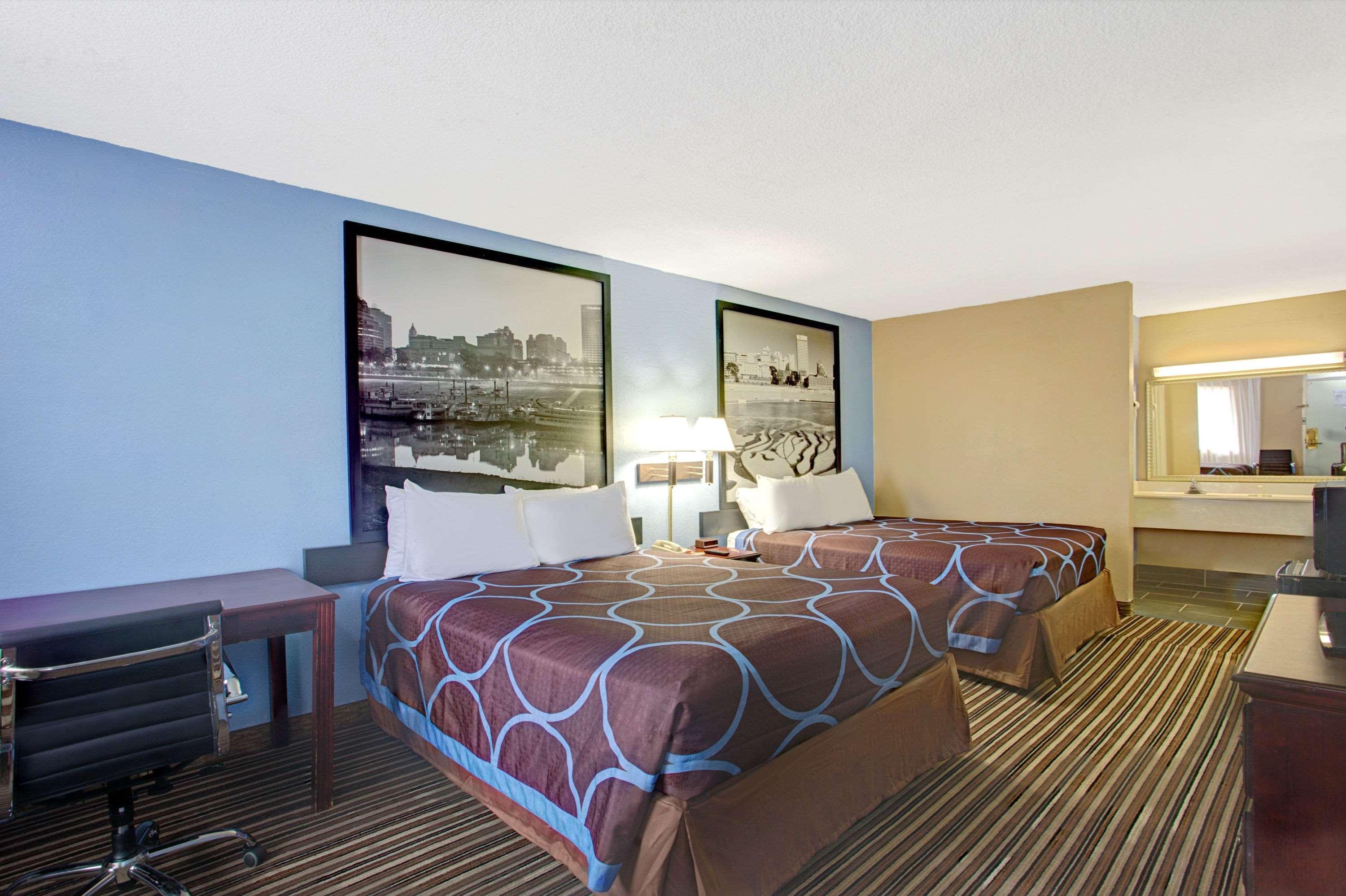 ซูเปอร์ 8 บาย วินด์แฮม เมมฟิส/ดาวน์ทาวน์/เกรซแลนด์ แอเรีย Hotel ภายนอก รูปภาพ